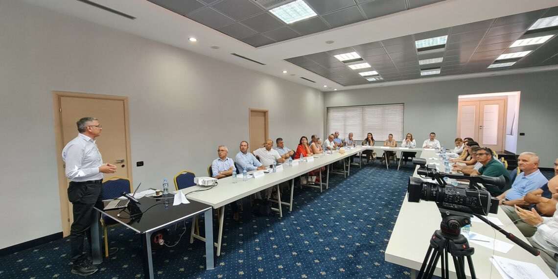 Zhvillohet takimi i dytë në nivel rajonal me këshilltarë vendorë për strategjinë e decentralizimit