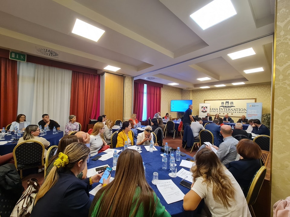 Shoqata Këshillave të Qarqeve të Shqipërisë organizon Workshopin për Draft Strategjinë e Decentralizimit 2023-2030